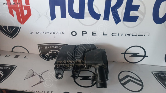 OPEL CORSA F GRANDLAND HAVA FİLİTRE KUTUSU 9828002080