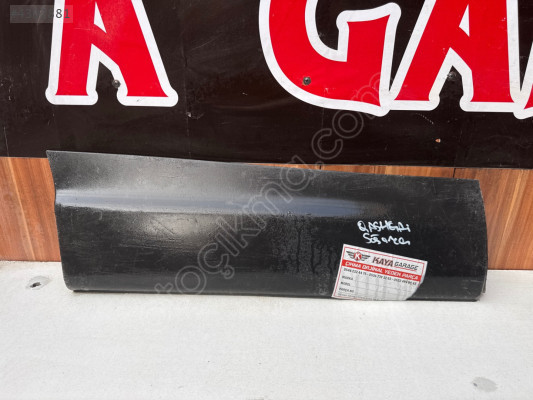 Nissan Qashqai sağ arka kapı çıtası kapı dodık