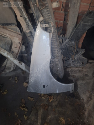 Fiat Palio sağ ön çamurluk