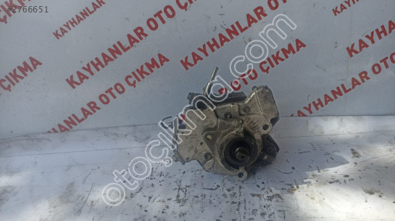 TOYOTA COROLLA D4 MAZOT POMPASI KAYHANLAR OTO ÇIKMA