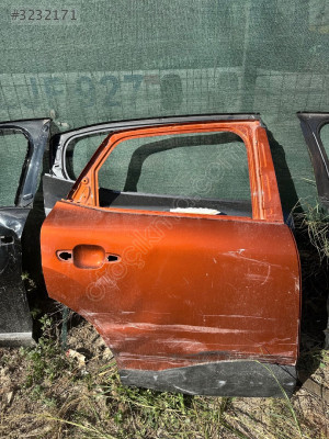 Citreon c4 x sağ arka kapı