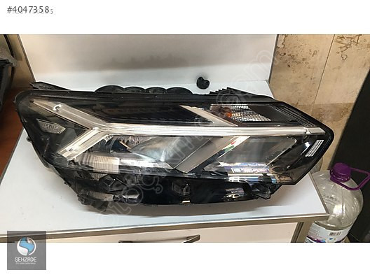 DACİA SANDERO NİKELAJ SAĞ İÇİ FAR ÇIKMA ORJİNAL