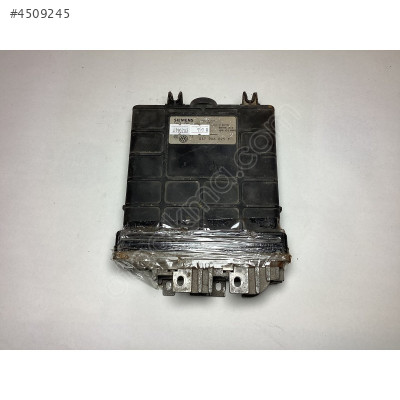 Volkswagen Golf 3 Motor Beyni 037906025T