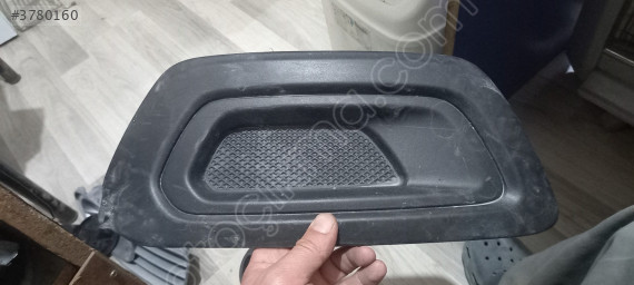 Ford Transit sol sis far çerçevesi sissiz