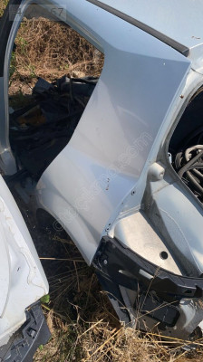 RENAULT MEGAN 2 HB SOL ARKA ÇAMURLUK GÜÇMANLAR 05012551616