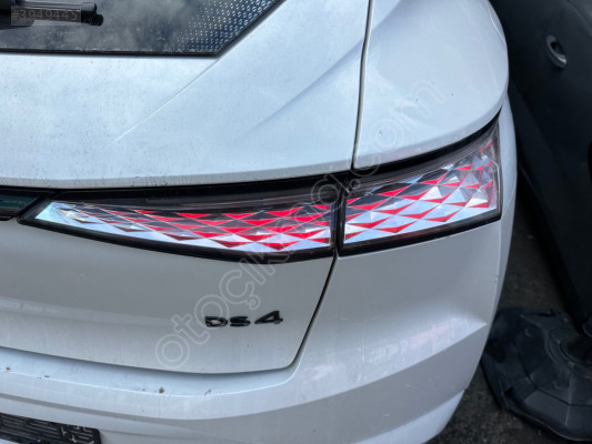 Ds4 sağ arka stop orjinal hatasız