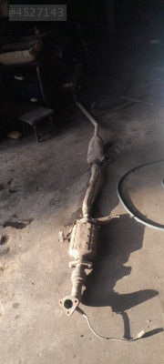 Kia shuhuma 2 egzoz susturucu