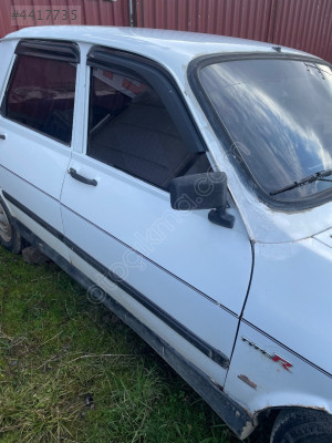 RENAULT R12 SAĞ ÖN KAPI