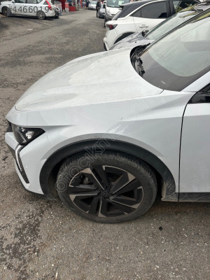 Peugeot 408 sol çamurluk orijinal