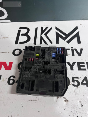 Nissan Qashqai J11 Sigorta Kutusu