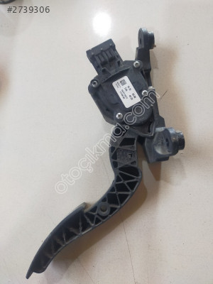 HYUNDAİ ACCENT BLUE KİA GAZ PEDALI 32700-1RXXX