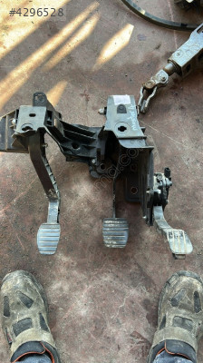 RENAULT MASTER 4 ÇIKMA ORJİNAL GAZ PEDAL TAKIMI