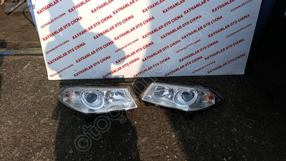 MEGANE 2 SAĞ SOL MERCEKLİ FAR KAYHANLAR OTO ÇIKMA