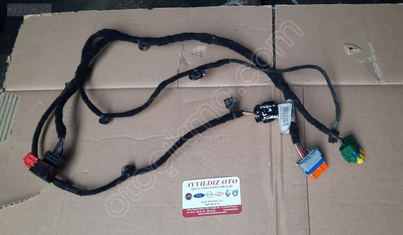 FİAT DOBLO 3 SOL SÜRGÜLÜ KAPI TESİSATI