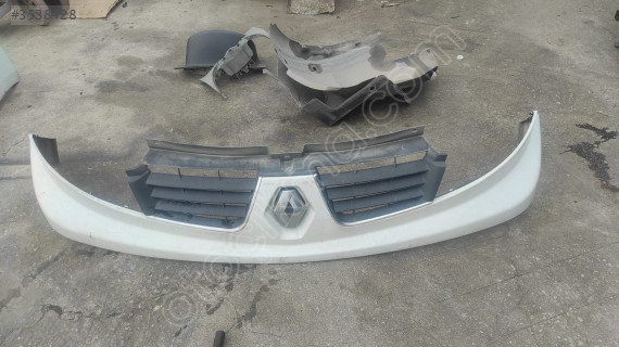 RENAULT TRAFİC 2 ÖN PANJUR