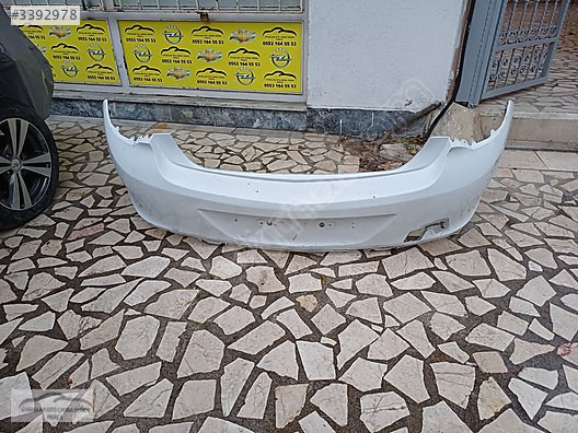 Opel Astra J Sedan çıkma orijinal arka tampon