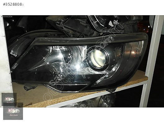 Skoda Superb sol mercekli far
