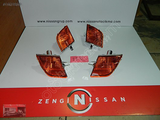 Nissan Micra K12-2003-2005 Panjur Sinyali Kırmızı Sağ Parça
