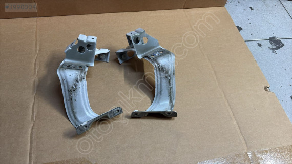 CADDY SAĞ SOL ÇAMURLUK BRAKETİ 2021 2025 ÇAĞRI OTO MASLAK