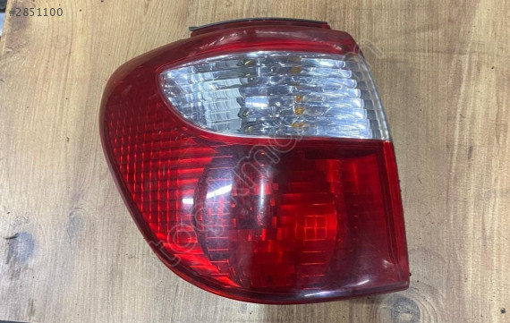 Mazda 626 STW  Sol Stop Lambası