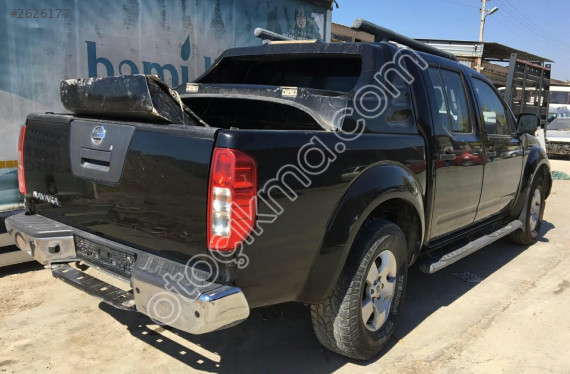 Nissan Navara Arka Tampon & Parçaları - Mil Oto Çıkma Ürünl