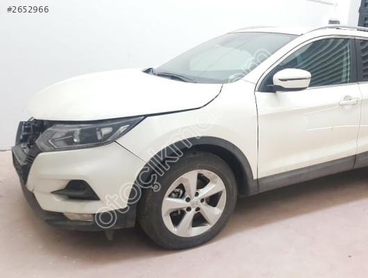 Nissan Qashqai J11 Sol Ön Far ve Parçaları - Mil Oto Çıkma