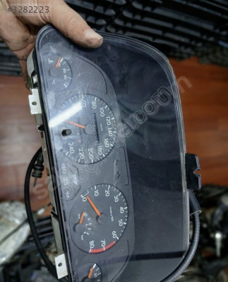 Peugeot 306 1.8 gösterge saati