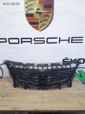 Opel Astra J Modeli İçin Çıkma Panjur İskeleti