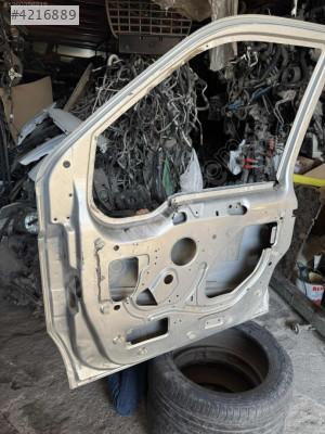 Ford cornet sağ ön kapı