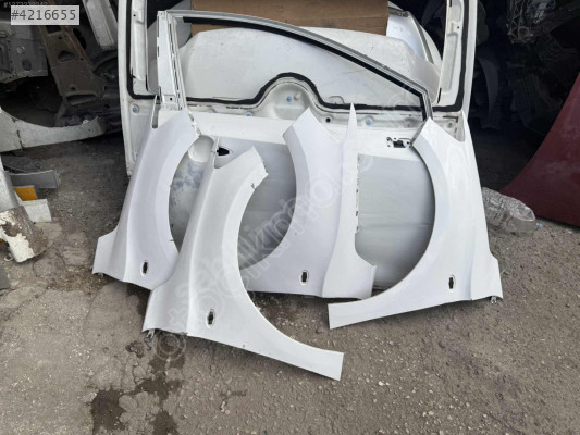 Citroen c eliza çamurluk orijinal