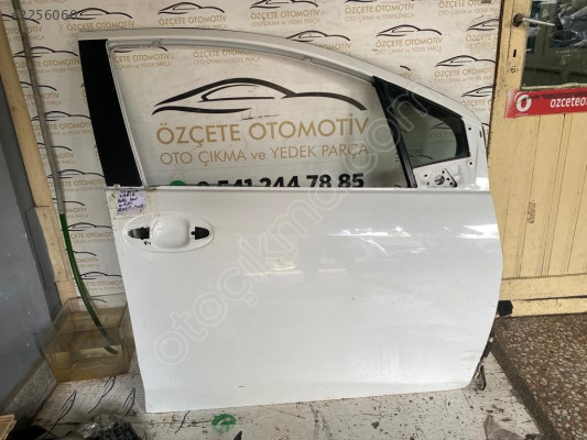 TOYOTA YARİS SAĞ ÖN KAPI CAMI 2012-2016 MODEL