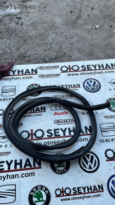1K6827705E 1K6827705 golf 6 bagaj lastiği fitili