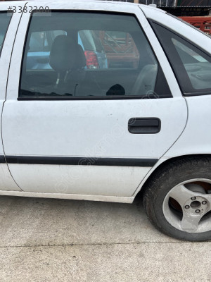 OPEL VECTRA A “ SOL ARKA KAPI “ hatasız