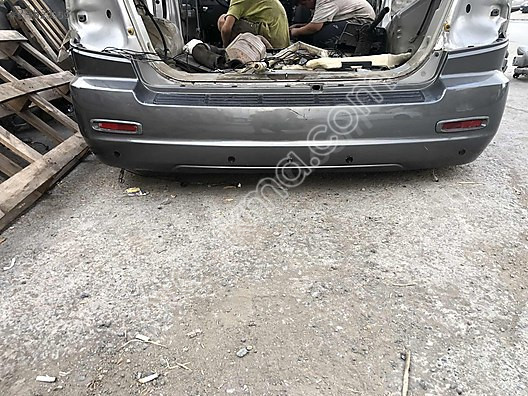 2003 Kia Sorento Modeli İçin Çıkma Arka Tampon Parçası