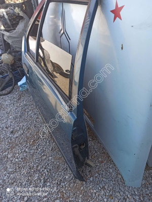 Renault 19 Europa Sağ arka  kapı döşemesi Sağ Arka kapı Sağ