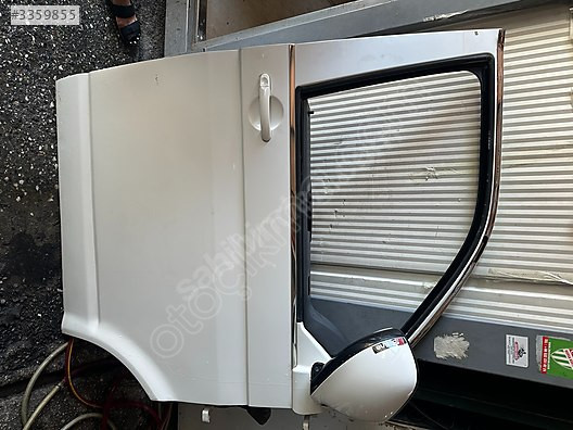 VOLKSWAGEN T6 SAĞ ÖN KAPI ÜÇEL OTO ÇIKMA BURSA