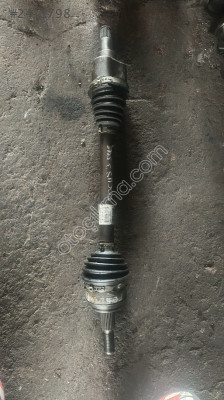 F1F6-EB437-BA AKS MİLİ SOL FORD FOCUS 3 BENZİNLİ