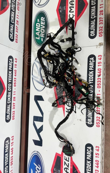 Ford Courier göğüs tesisatı