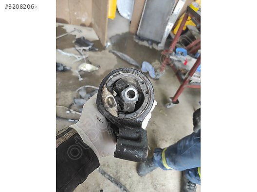 Orijinal Volvo S40 V40 Motor Takozu Sağ Üst 1997-2004 30630070