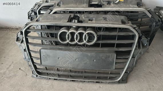Audi A3 13-18 nikelajlı  Ön panjurr