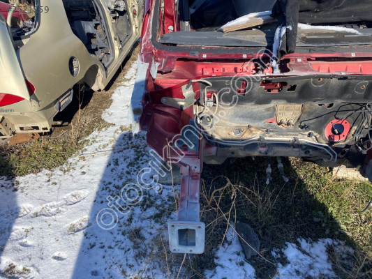 Fiat Doblo Sağ ön Podye - Sağ ön Çeyrek Hatasız Çıkma