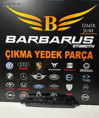 2020-2024 AUDİ Q3 ORTA IZGARA ÇIKMA
