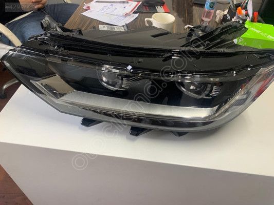 Volkswagen Passat b8 highline sol far