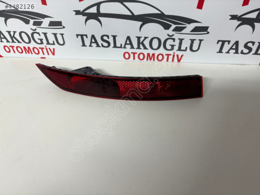SKODA KAMİQ ARKA TAMPON SOL REFLEKTÖR