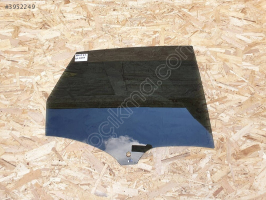 PORSCHE MACAN ARKA KAPI CAMLARI 95B845205A/95B845206A