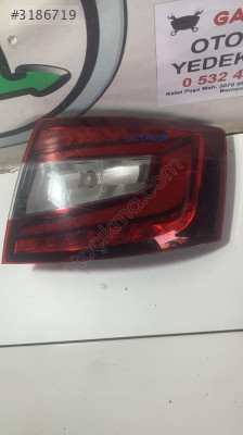 Skoda Octavia stop lambası çıkma