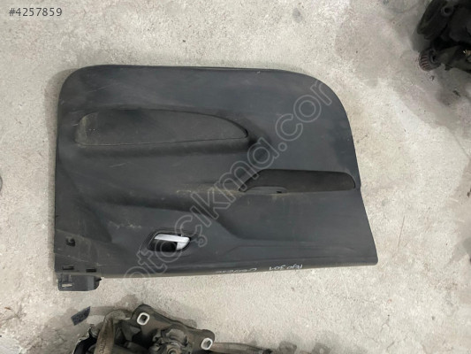 Peugeot 301 sol ön kapı döşemesi