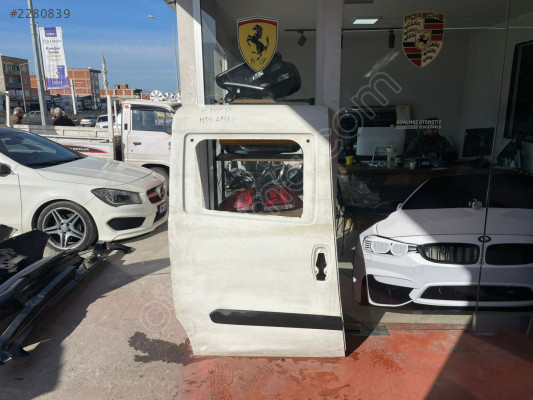 FİAT DOBLO SAĞ ARKA KAPI ORJİNAL