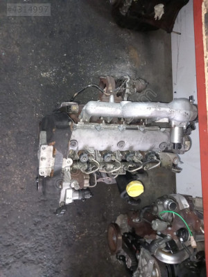 Renault trafic 1.9 dci motor çıkma