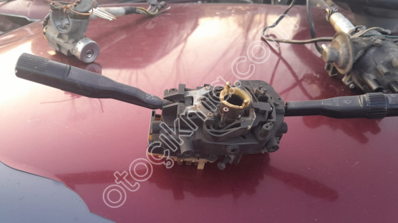 Mazda 626 sinyal sioecek kolu yedek parça